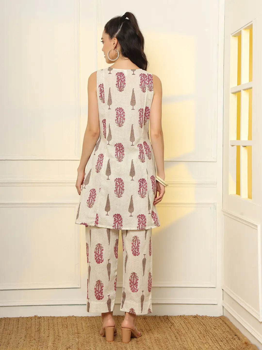 New Arrival Pink and Off White Ethnic Cotton Co-Ord Set for Women