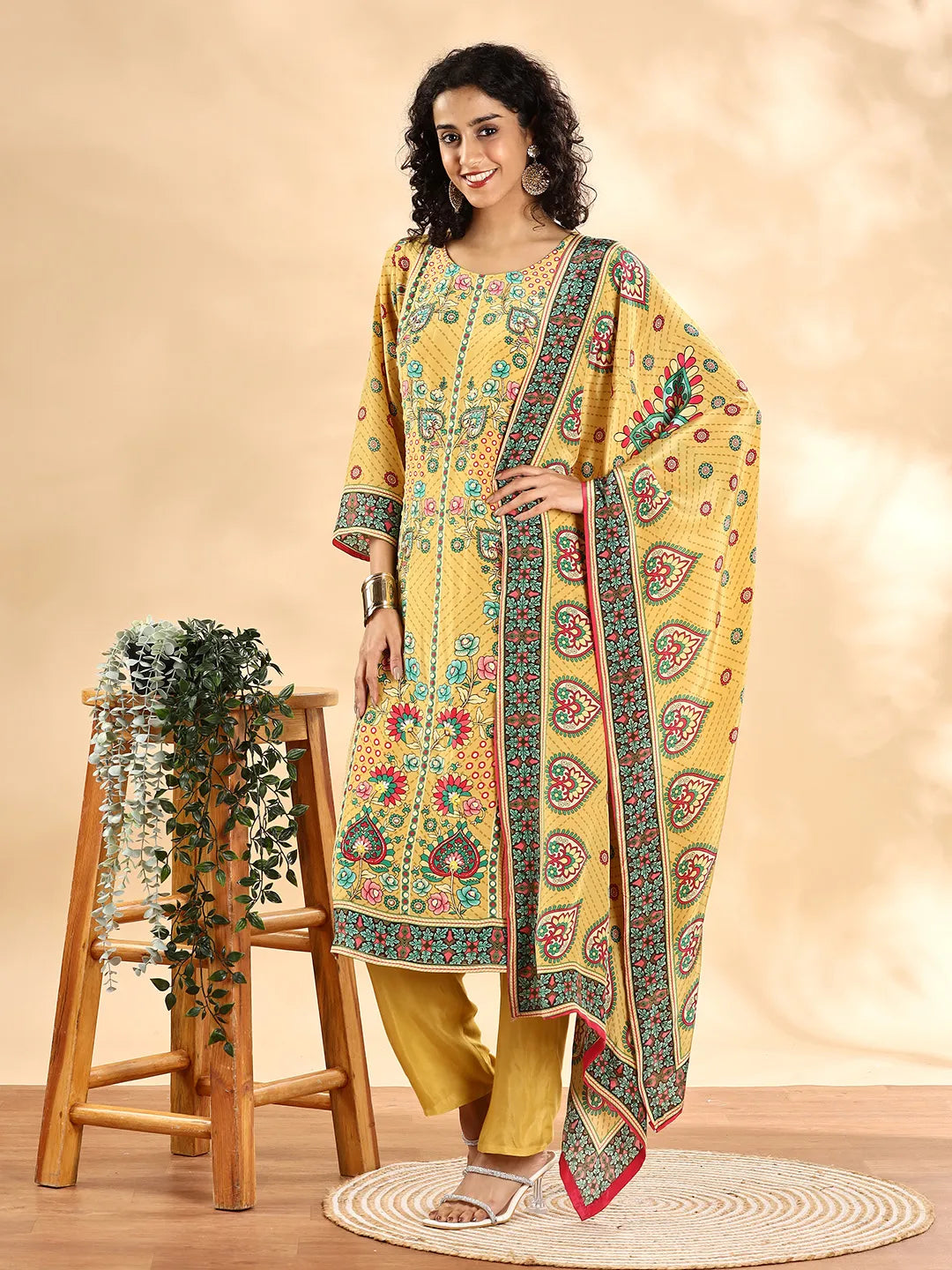 Yellow Silk Crepe Cutdana_Work Straight Kurta Dupatta Pant Set-Yufta Store-6136SKDYLM