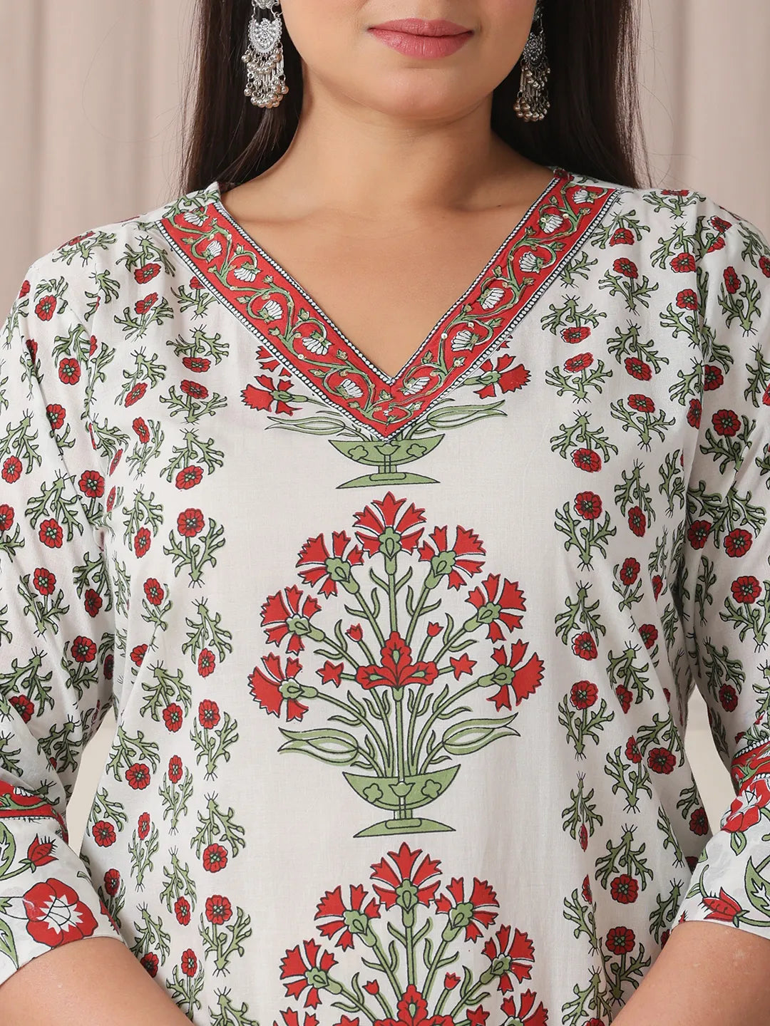 Festive White and Green Plus Size Sequins Kurta Set for an Ethnic Touch
