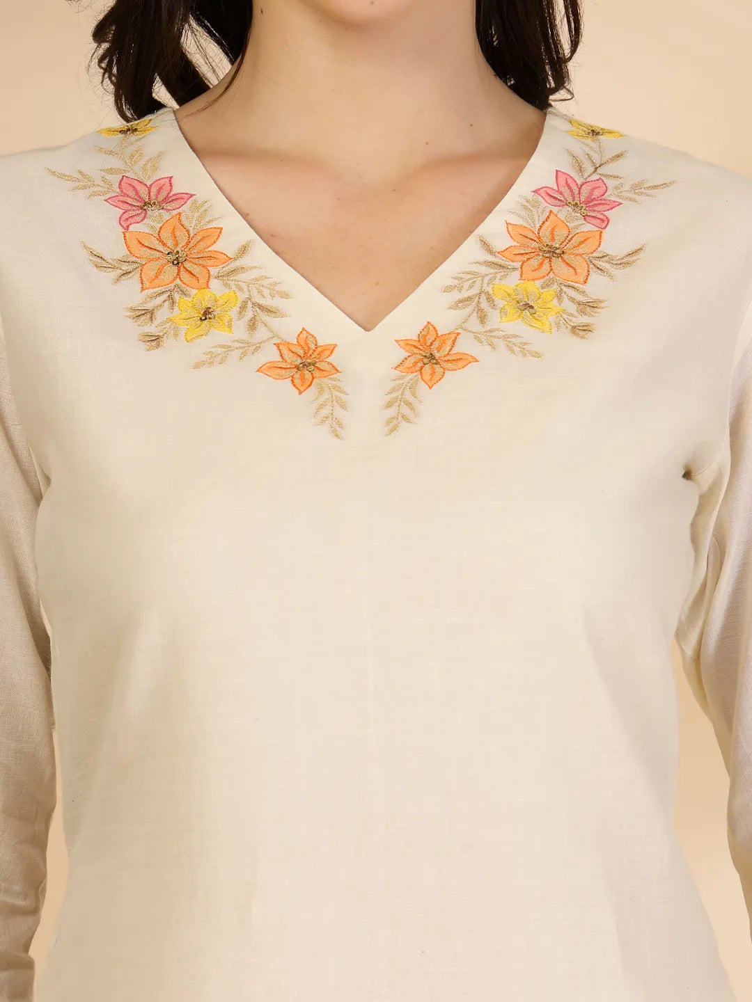 Off-White Handloom Cotton Jacquard Kurta Set with Thread Work, Pant & Dupatta