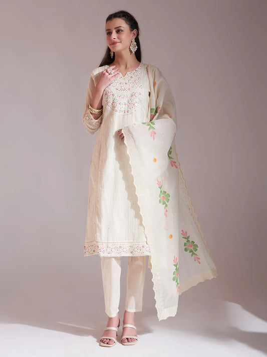 Regal Off-White Pure Handloom Cotton Kurta Dupatta Pant Set for a Traditional Charm