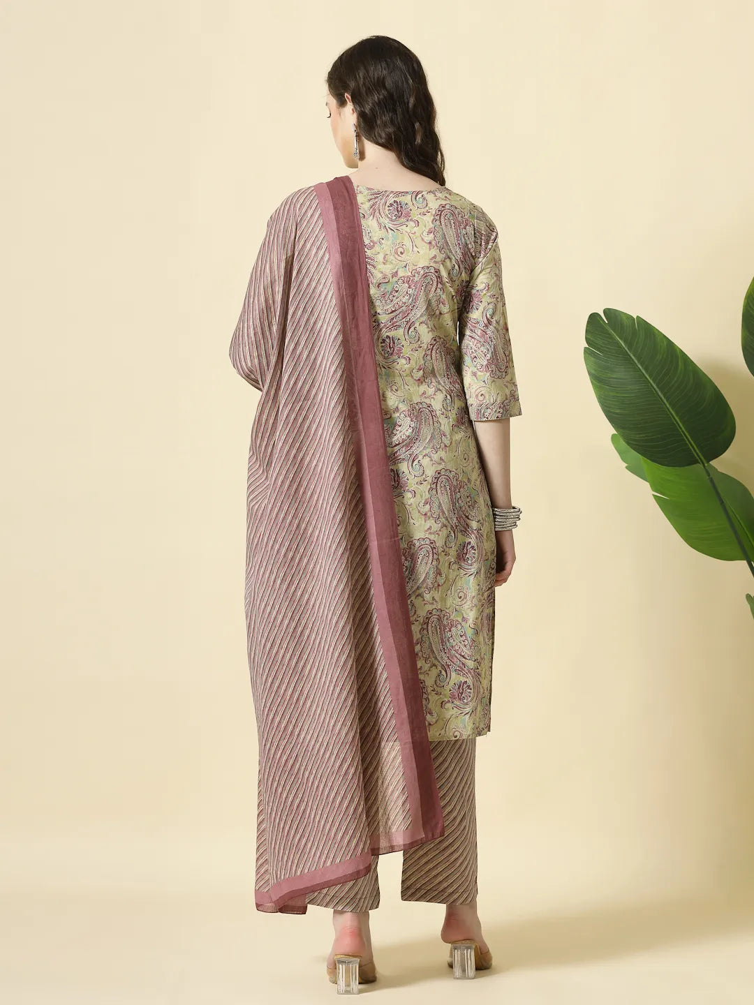 Regal Purple Paisley Print Kurta Set that Brings a Luxe Ethnic Look
