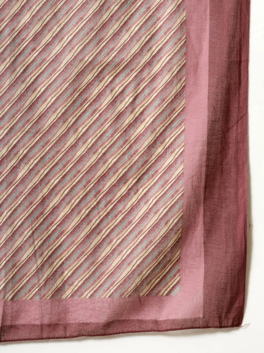 Regal Purple Paisley Print Kurta Set that Brings a Luxe Ethnic Look